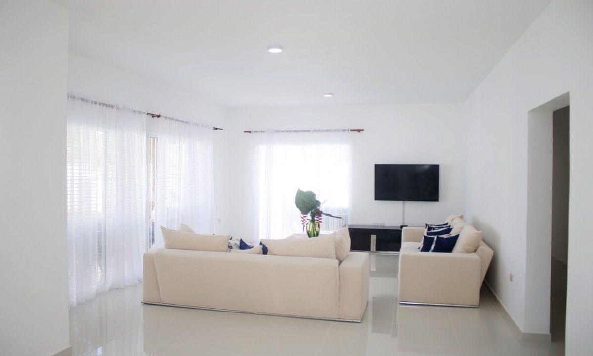 WhatsApp Image 2025-08-22 at 11.48.02 AM