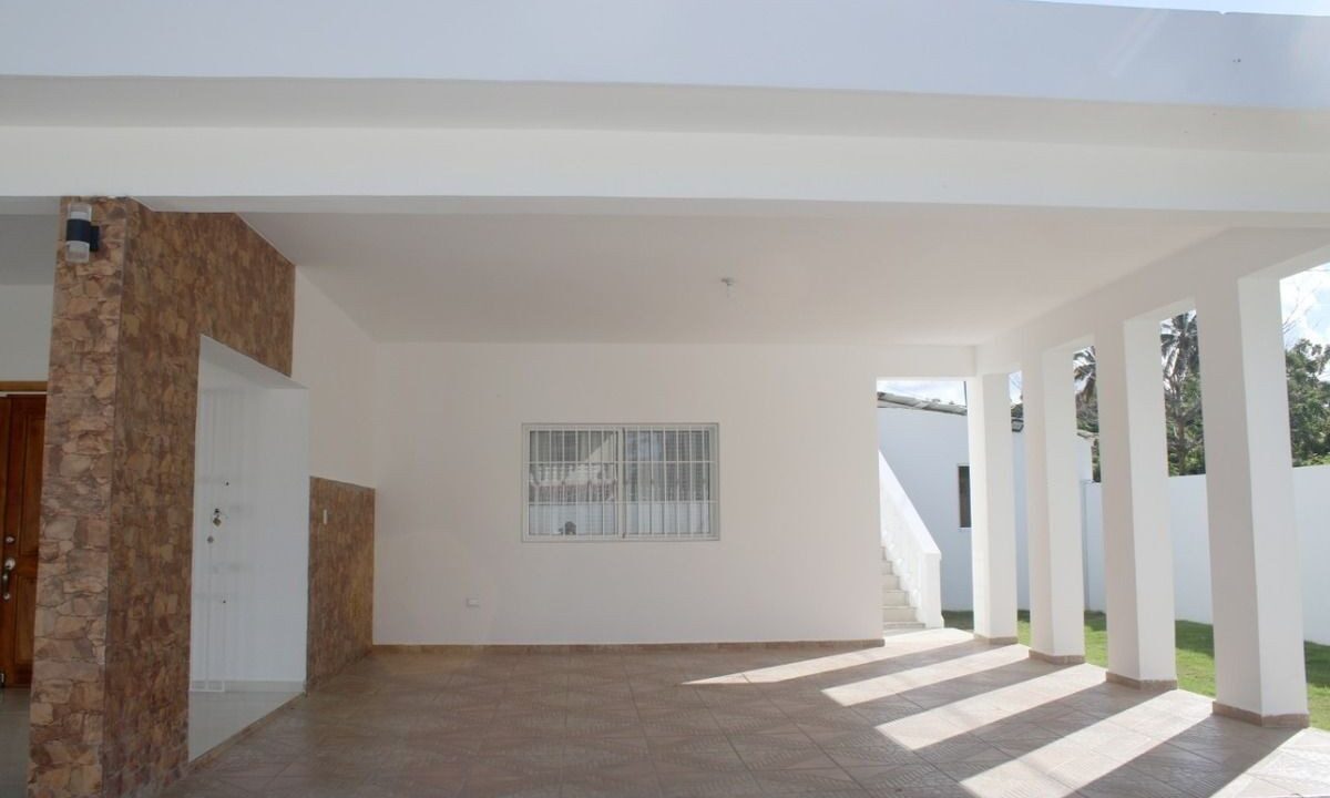 WhatsApp Image 2025-08-22 at 11.48.02 AM (2)