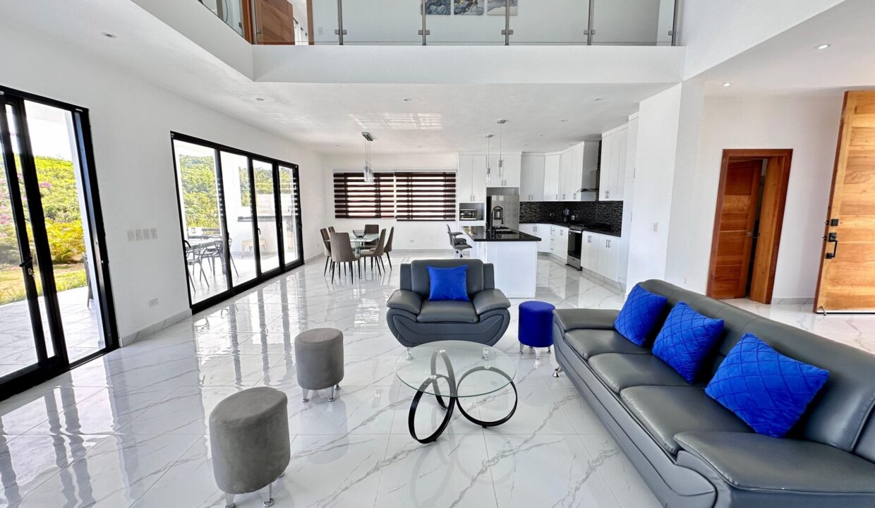 WhatsApp Image 2025-11-26 at 10.40.07 AM