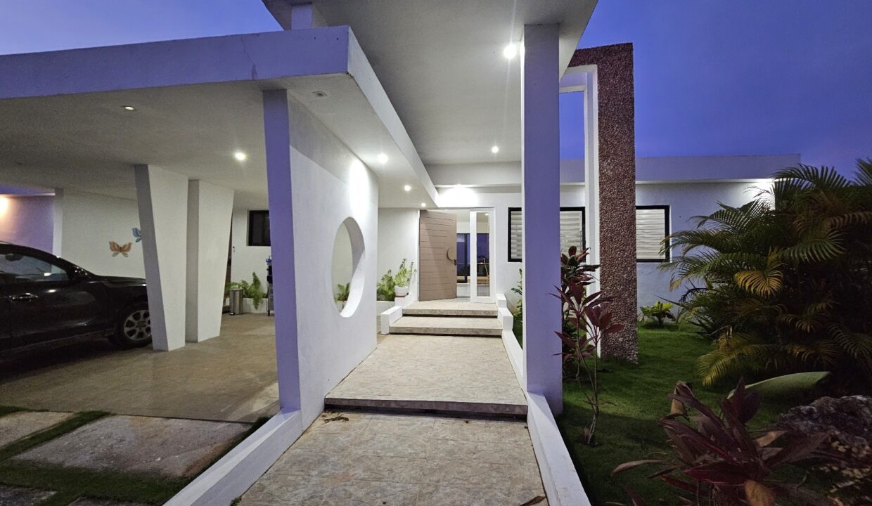 WhatsApp Image 2025-11-28 at 9.55.19 AM